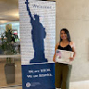 Meet your Posher, Laura